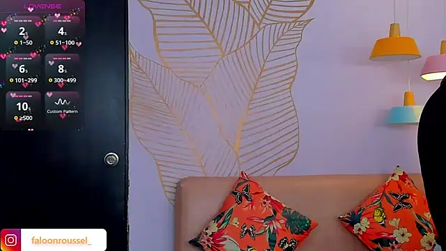 FaloonRoussel online show from February 2025 06:19:01 PM