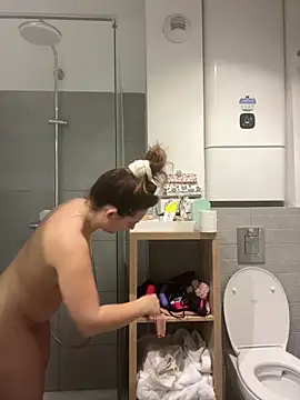 lyajoliee online show from February 2026 09:57:02 AM