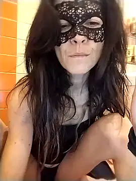 Snapshot of EmySkinny85 chatting on January 2025 12:18:01 PM EmySkinny85 online show from January 2025 12:18:01 PM