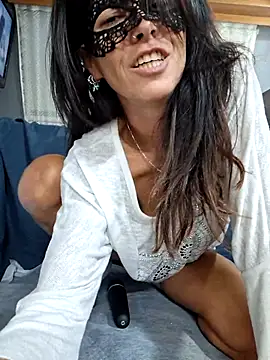 EmySkinny85 online show from October 2025 01:07:02 PM