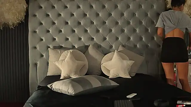 Snapshot of AmelyNoir chatting on March 2025 11:56:01 PM AmelyNoir online show from March 2025 11:56:01 PM