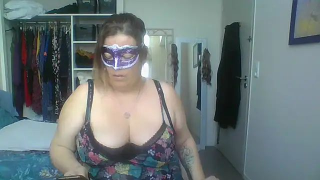 blueblush online show from February 2025 02:46:01 PM