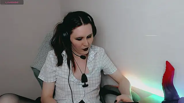 Snapshot of tracy_cooper chatting on December 2024 05:39:01 AM tracy cooper online show from December 2024 05:39:01 AM