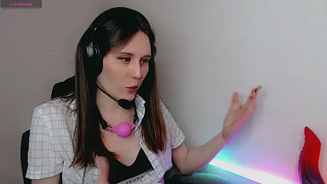 Snapshot of tracy_cooper chatting on December 2024 01:59:02 AM tracy cooper online show from December 2024 01:59:02 AM