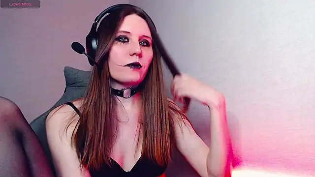 Snapshot of tracy_cooper chatting on February 2025 05:05:02 AM tracy cooper online show from February 2025 05:05:02 AM