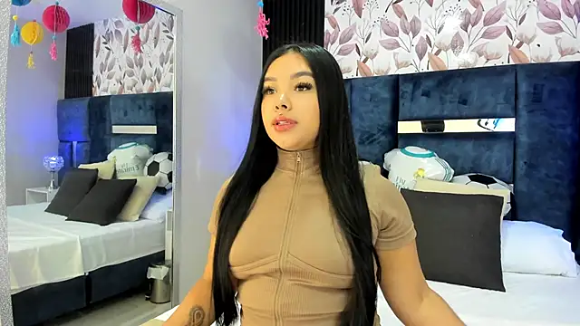 Snapshot of MarianaGarciaa__ chatting on June 2026 07:04:01 PM MarianaGarciaa online show from June 2026 07:04:01 PM