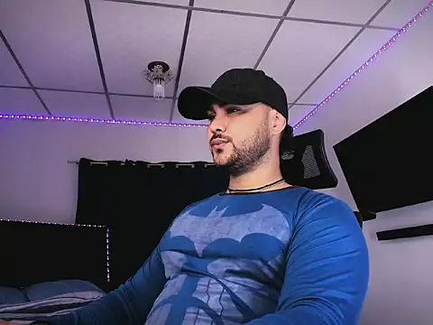 Snapshot of Sebas-hott chatting on February 2026 09:13:01 PM Sebas-hott online show from February 2026 09:13:01 PM