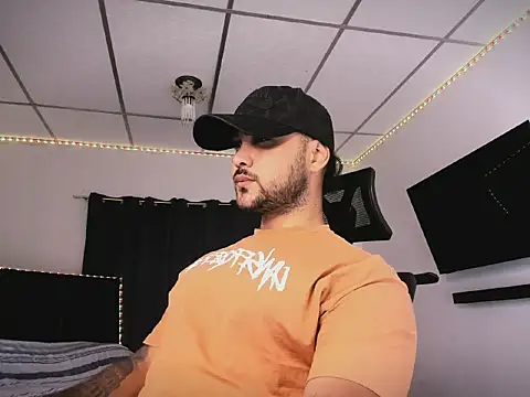 Snapshot of Sebas-hott chatting on February 2026 10:58:02 PM Sebas-hott online show from February 2026 10:58:02 PM