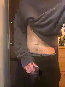 saku chan live online show from November 2025 05:04:02 PM