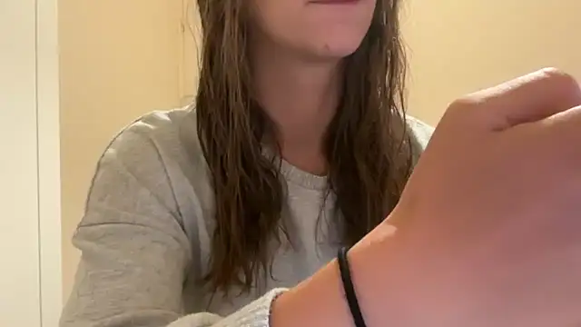 Kimpossible   online show from October 2025 08:05:02 PM