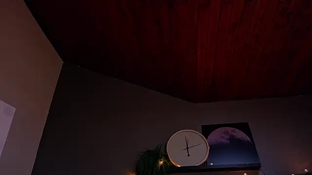 alaia-rogers online show from December 2025 11:37:02 AM