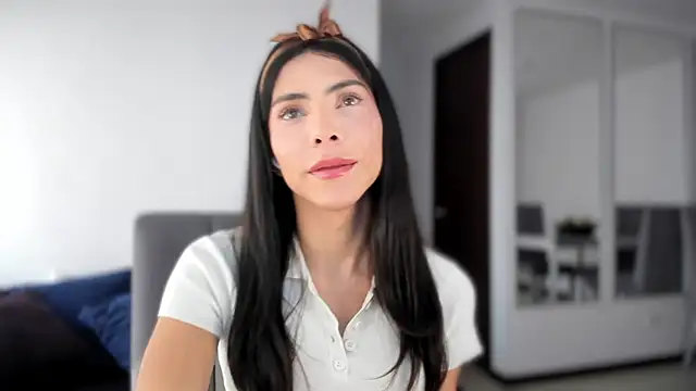 Snapshot of angelturned001 chatting on November 2025 07:35:01 PM angelturned001 online show from November 2025 07:35:01 PM