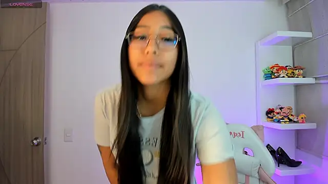 Snapshot of isa_bellaa0 chatting on November 2025 04:34:01 AM isa bellaa0 online show from November 2025 04:34:01 AM