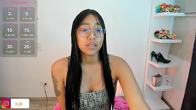 Snapshot of isa_bellaa0 chatting on November 2025 11:10:02 AM isa bellaa0 online show from November 2025 11:10:02 AM