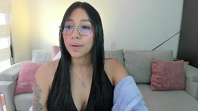 Snapshot of isa_bellaa0 chatting on December 2025 11:52:02 AM isa bellaa0 online show from December 2025 11:52:02 AM