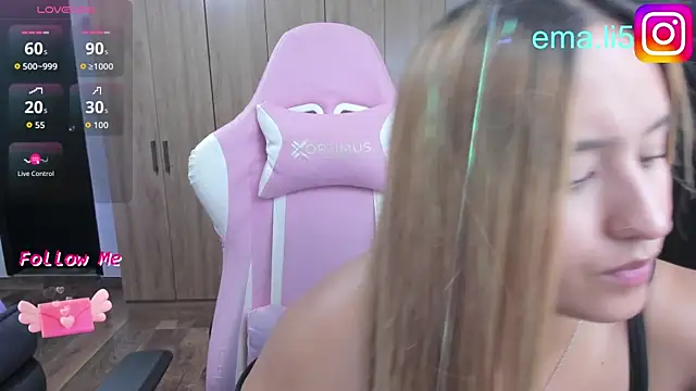 Snapshot of ema_tayy chatting on July 2026 08:11:02 PM ema tayy online show from July 2026 08:11:02 PM