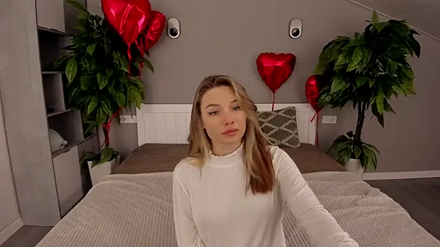 IceDanielles online show from March 2025 03:17:02 PM