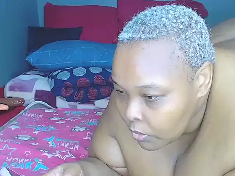 Snapshot of fatafricanqueen chatting on July 2026 07:00:02 AM fatafricanqueen online show from July 2026 07:00:02 AM