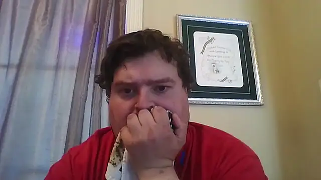 Snapshot of YelpedAverting chatting on October 2025 08:33:01 PM YelpedAverting online show from October 2025 08:33:01 PM