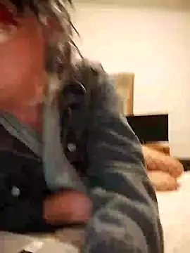 MATTIS11 online show from December 2024 08:40:01 PM