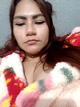 ZUCAAT online show from November 2025 05:17:01 AM