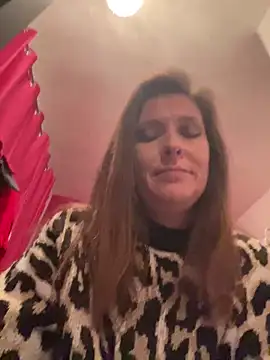 Lwhite1 online show from January 2025 05:56:01 PM