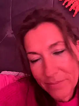 Lwhite1 online show from September 2025 03:24:01 PM