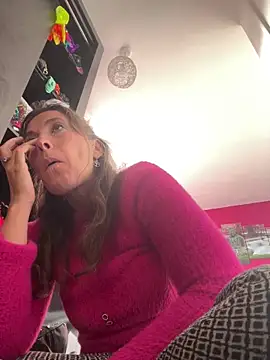 Lwhite1 online show from September 2025 03:47:02 PM