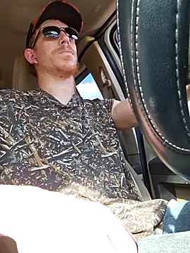 Snapshot of REDHAMMER_ chatting on October 2025 08:15:01 PM REDHAMMER  online show from October 2025 08:15:01 PM