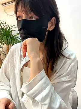 Annabody online show from December 2025 06:16:01 PM