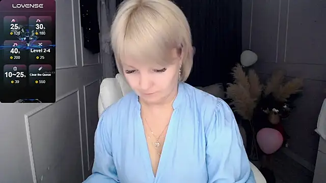 Snapshot of Juarnea chatting on March 2025 12:37:02 PM Juarnea online show from March 2025 12:37:02 PM