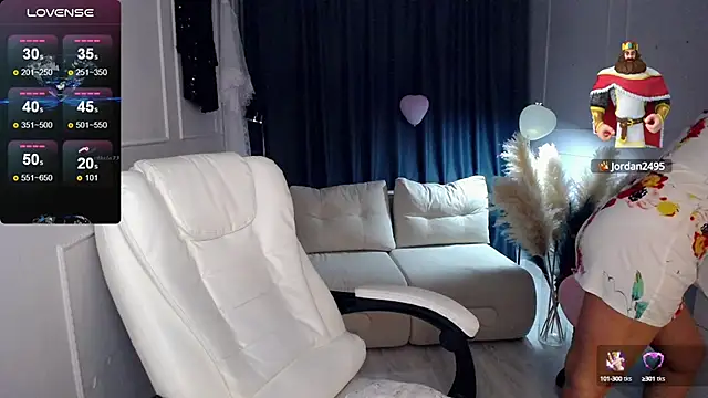 Snapshot of Juarnea chatting on March 2025 03:48:02 PM Juarnea online show from March 2025 03:48:02 PM