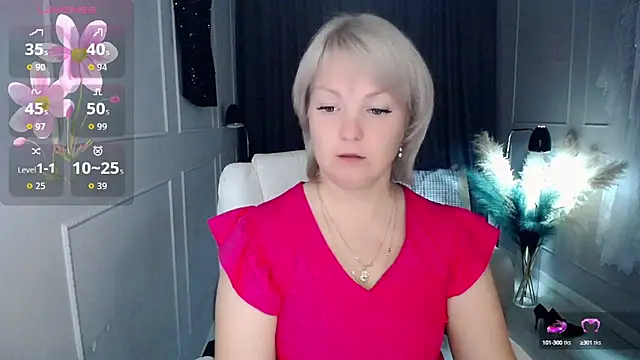 Snapshot of Juarnea chatting on September 2025 10:26:02 AM Juarnea online show from September 2025 10:26:02 AM