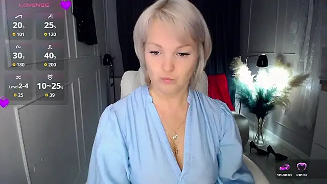 Snapshot of Juarnea chatting on October 2025 05:41:02 AM Juarnea online show from October 2025 05:41:02 AM