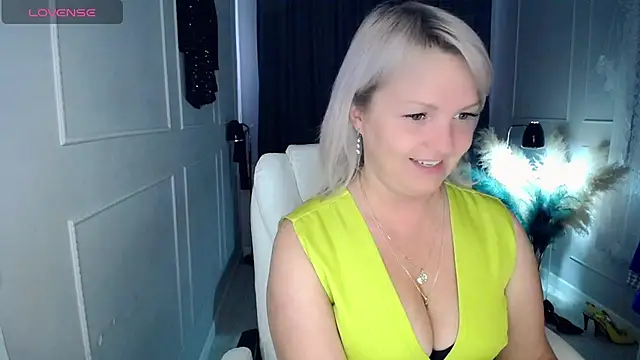 Juarnea online show from April 2026 10:27:02 AM