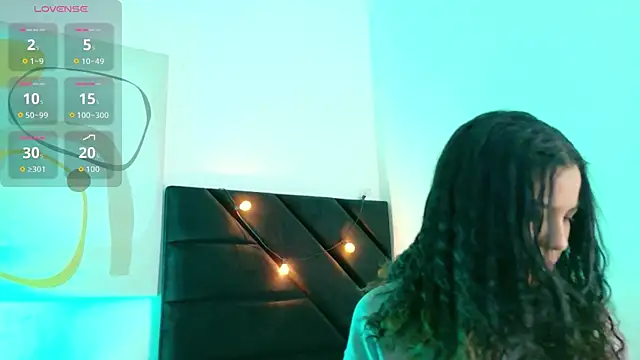 Snapshot of littleebonny chatting on July 2026 12:57:02 PM littleebonny online show from July 2026 12:57:02 PM