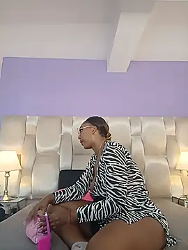 Snapshot of dirtyvictoria chatting on November 2025 12:19:02 PM dirtyvictoria online show from November 2025 12:19:02 PM