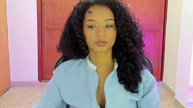 avellanatammy online show from January 2025 10:19:01 PM