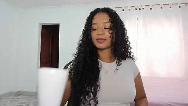 Snapshot of avellanatammy chatting on February 2026 09:33:02 PM avellanatammy online show from February 2026 09:33:02 PM