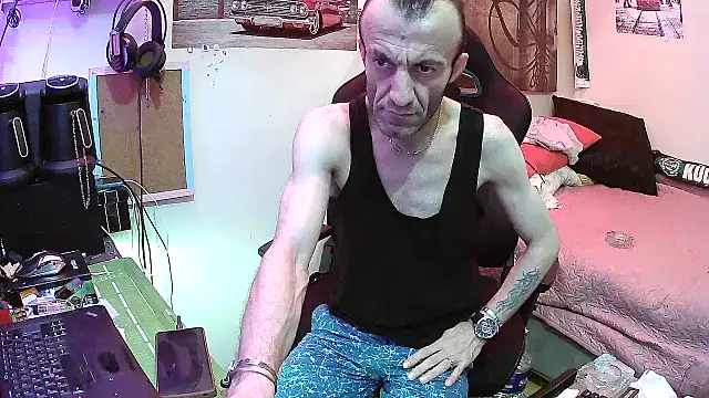 Snapshot of Aktorihann chatting on June 2026 02:23:02 AM Aktorihann online show from June 2026 02:23:02 AM