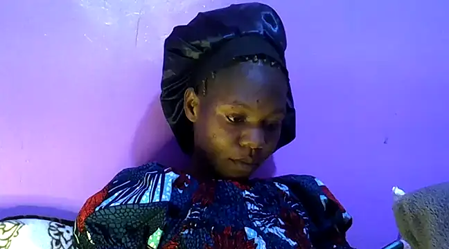 Snapshot of Cute_tamara chatting on December 2024 12:17:01 AM Cute tamara online show from December 2024 12:17:01 AM