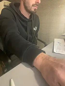 giorgakaci69 online show from February 2026 05:18:02 PM