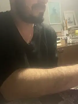 giorgakaci69 online show from April 2026 08:50:01 PM