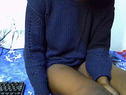 Snapshot of heather_savage chatting on November 2025 03:57:01 PM heather savage online show from November 2025 03:57:01 PM