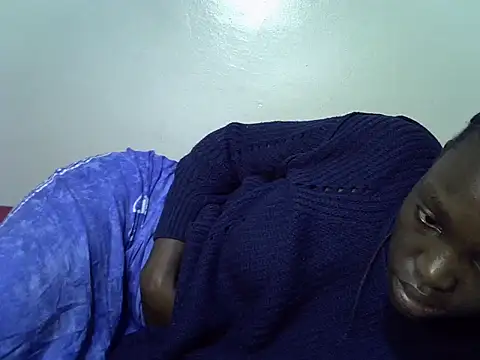 Snapshot of heather_savage chatting on November 2025 11:08:02 AM heather savage online show from November 2025 11:08:02 AM