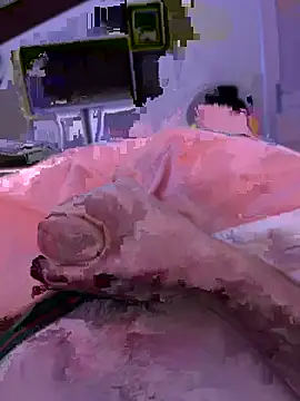 Snapshot of magrossebite25cm chatting on December 2025 12:29:02 AM magrossebite25cm online show from December 2025 12:29:02 AM