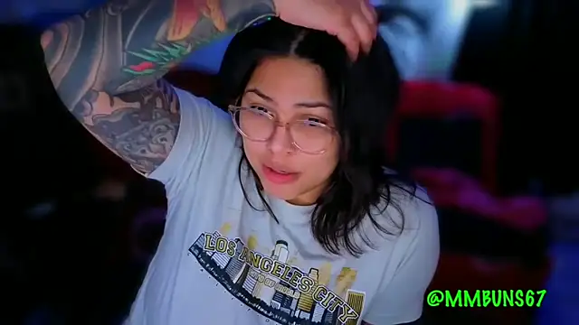 miacanela xo online show from November 2025 02:32:01 AM