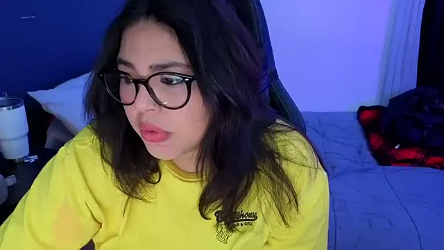 miacanela xo online show from February 2026 01:25:02 AM