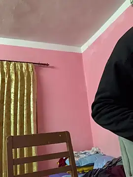 Snapshot of SweetFatBoy chatting on January 2025 04:30:02 PM SweetFatBoy online show from January 2025 04:30:02 PM