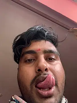 Snapshot of SweetFatBoy chatting on March 2025 11:44:02 AM SweetFatBoy online show from March 2025 11:44:02 AM